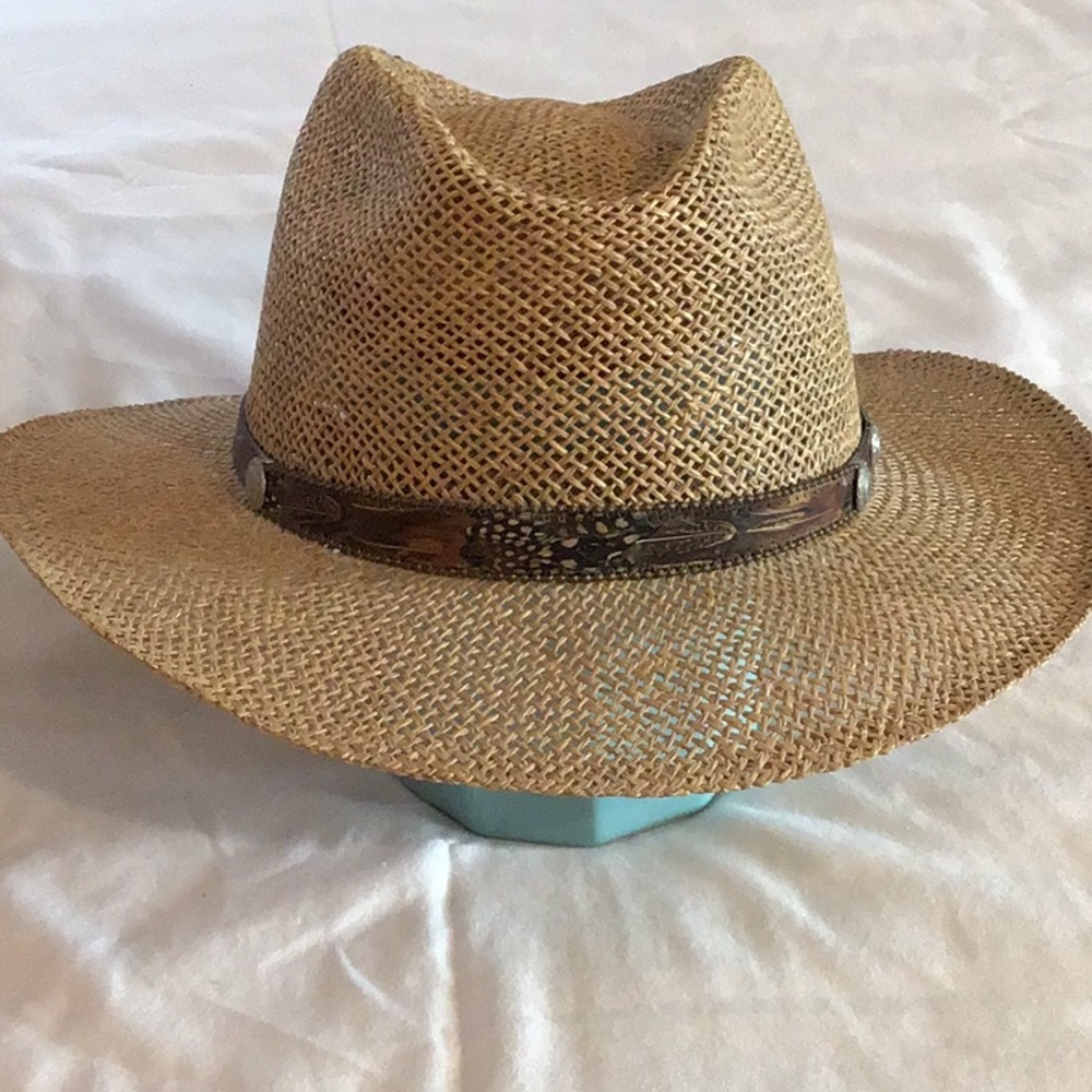 Straw hat with feather and leather brim